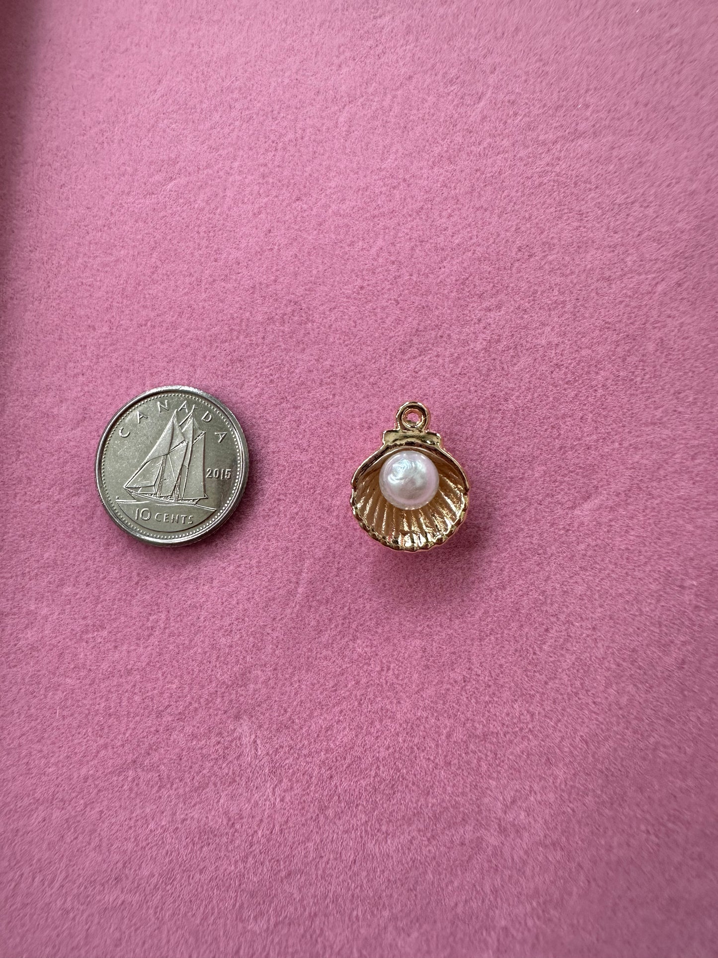 Gold Shell Charm